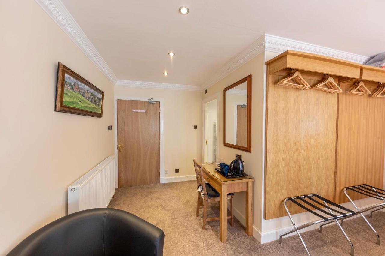 Montague Guest House เซนต์แอนดรูว์ ภายนอก รูปภาพ